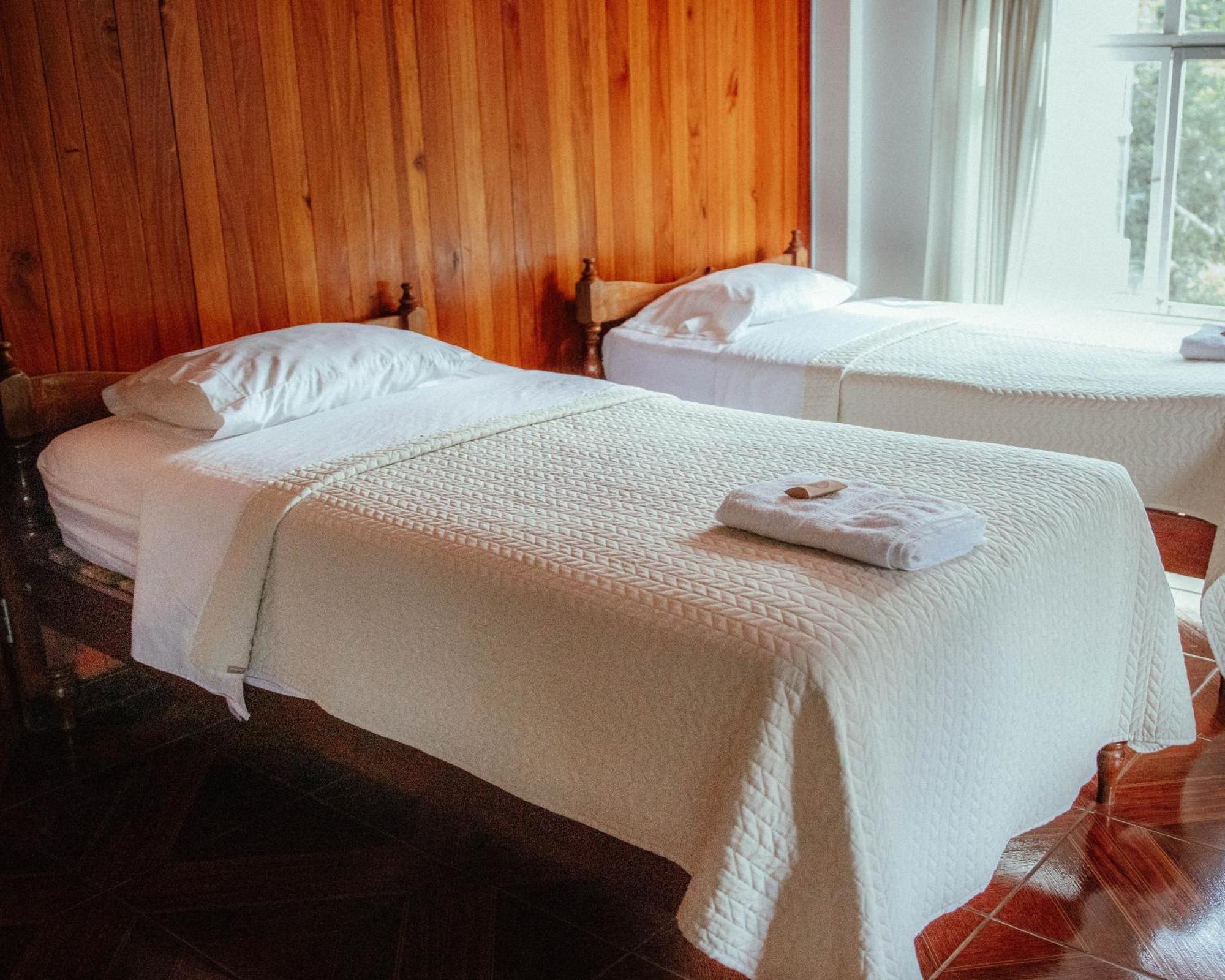 Albergue Turistico Gstir Pozuzo Esterno foto